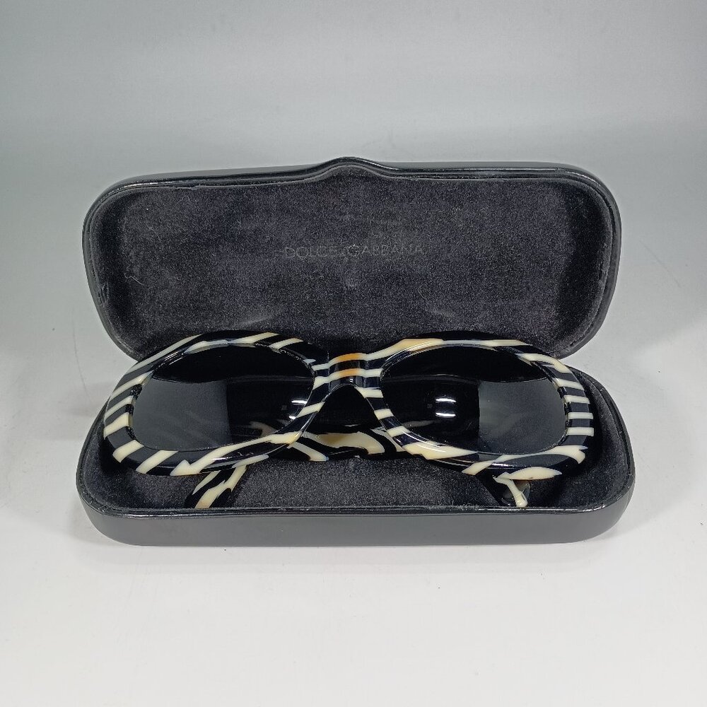 Original Dolce & Gabbana Black/White Zebra Ladies Sunglasses w/Hard Case